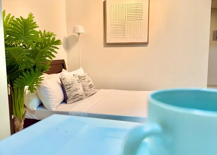 Apartment Calyx Residences Ayala *
