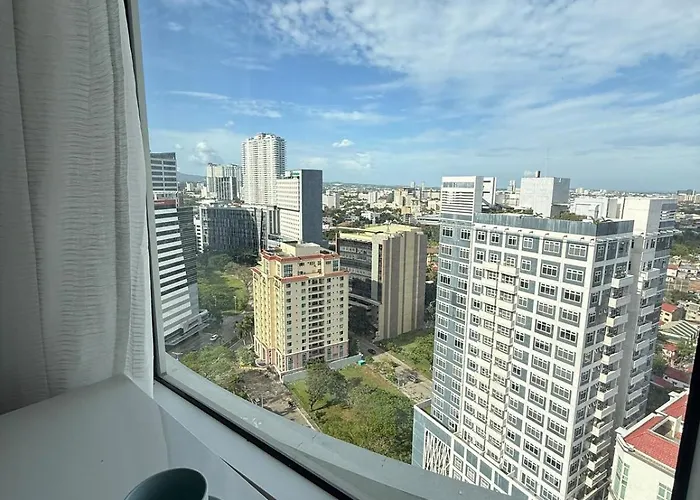 Apartment Calyx Residences Ayala Cebu